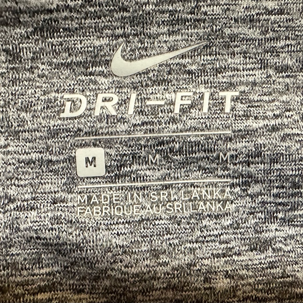 NIKE Womens Dri Fit Sculpt Victory Cropped High Rise Leggings 933798 Gray Medium - Picture 6 of 11